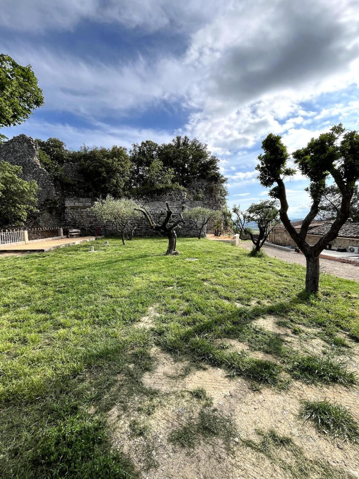Le Castellas - Gite En Pleine Nature Montmirat Exteriér fotografie