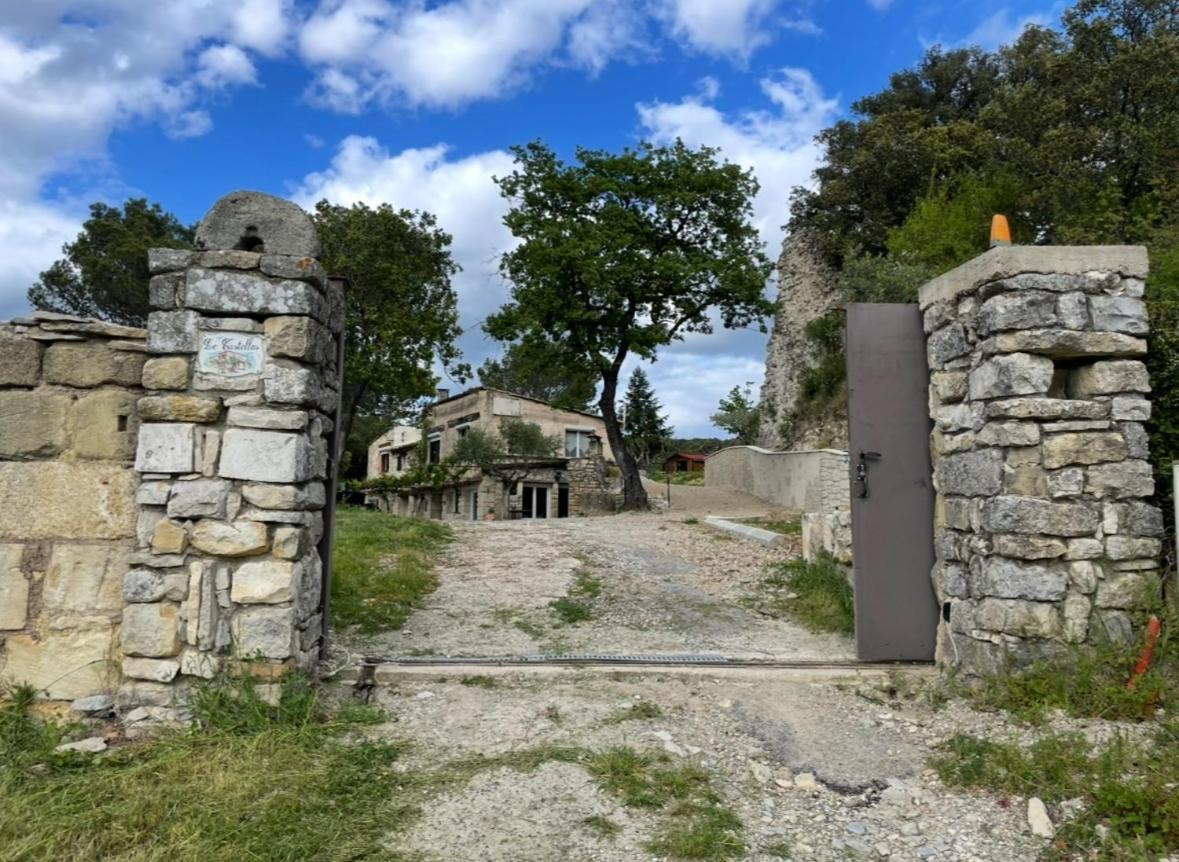 Le Castellas - Gite En Pleine Nature Montmirat Exteriér fotografie